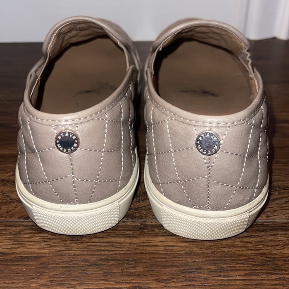 (Steve madden) slip-on - Picture 3 of 4